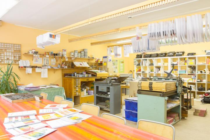 Ein Blick in die Räume der Kinderdruckwerkstatt